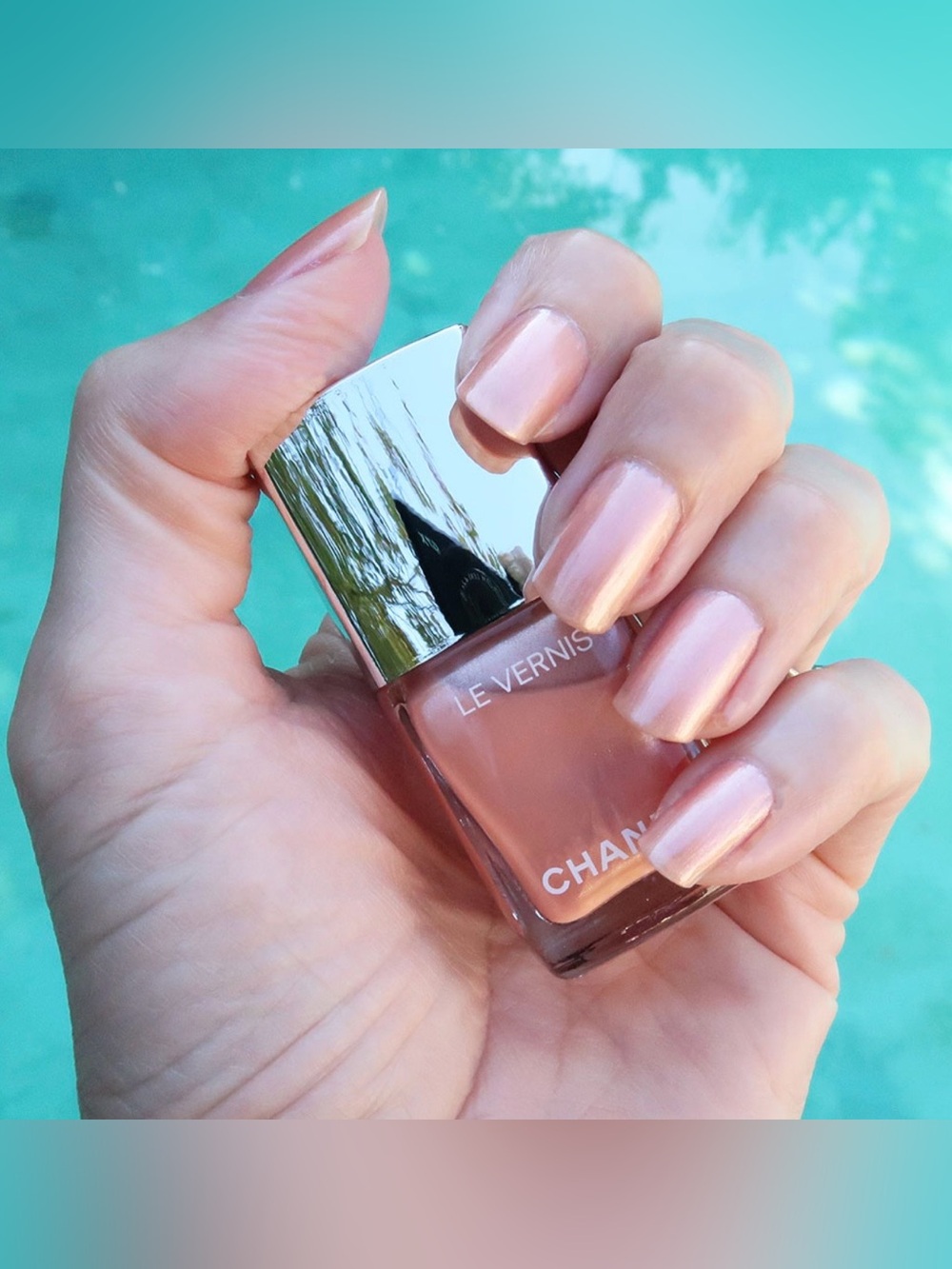 CHANEL Le Vernis Longwear Nail Polish 💅 741 Fleur de Peche